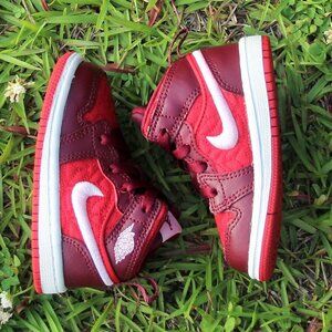 2020 Air Jordan 1 Mid SE TD 'Red Quilted'